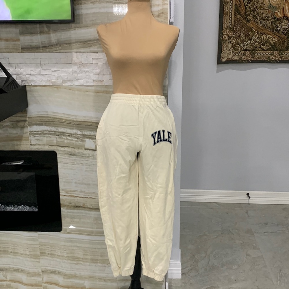 Zara Yale University Joggers. Cream Size S (782)